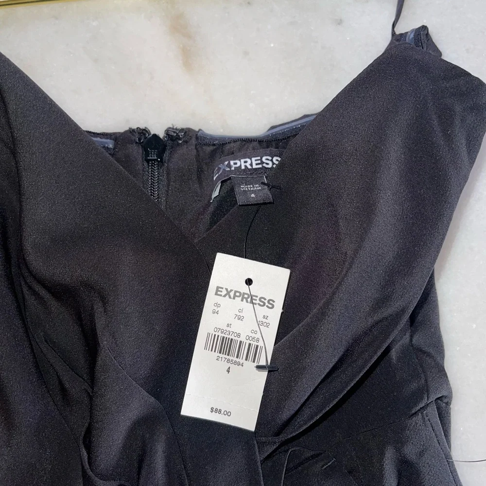 Express Sweetheart Wide Leg Jumpsuit Legging in Pitch Black - Picture 11 of 12